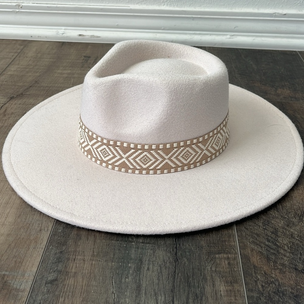 Cream Color Hat, Os With Draw String For Other Si… - image 3
